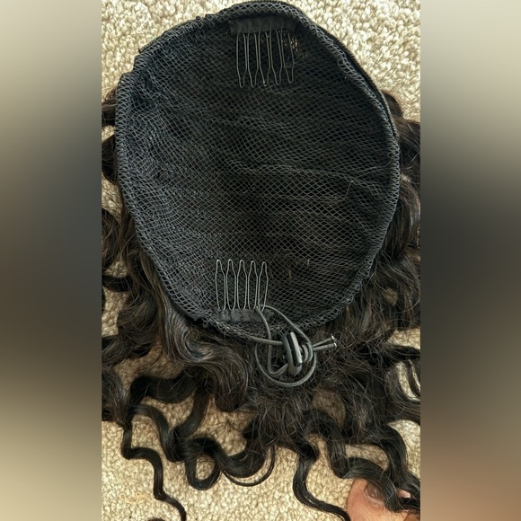 Brand new original curly hair Messy bun topper extensions - Picture 8 of 8